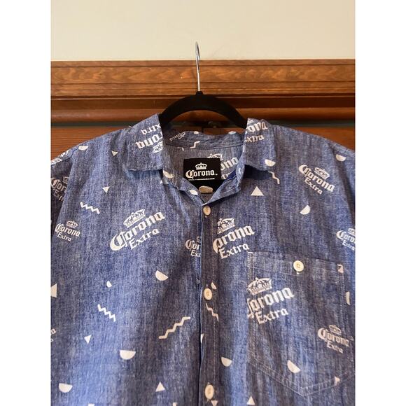 Corona Men's Reverse Print Aloha Button Down Shirt Short Sleeve Blue Size L - Picture 2 of 9